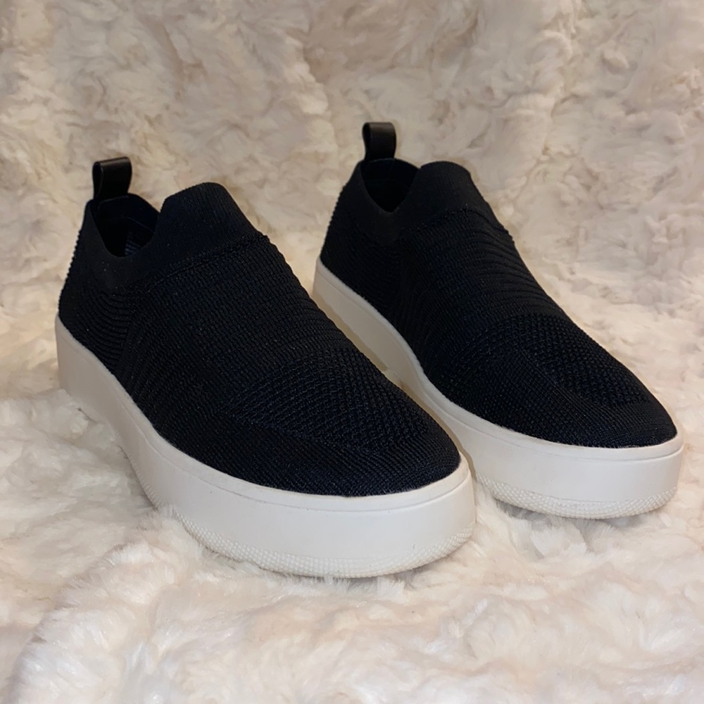 🏳️ STEVE MADDEN black & white sneakers 🏴